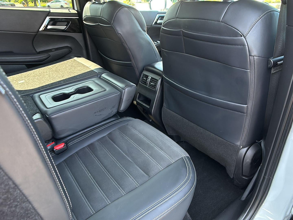2024 Mitsubishi Outlander Located at Smart Motors Toyota light-box-slides