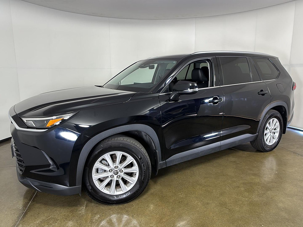 2024 Toyota Grand Highlander Located at Smart Motors Toyota light-box-slides
