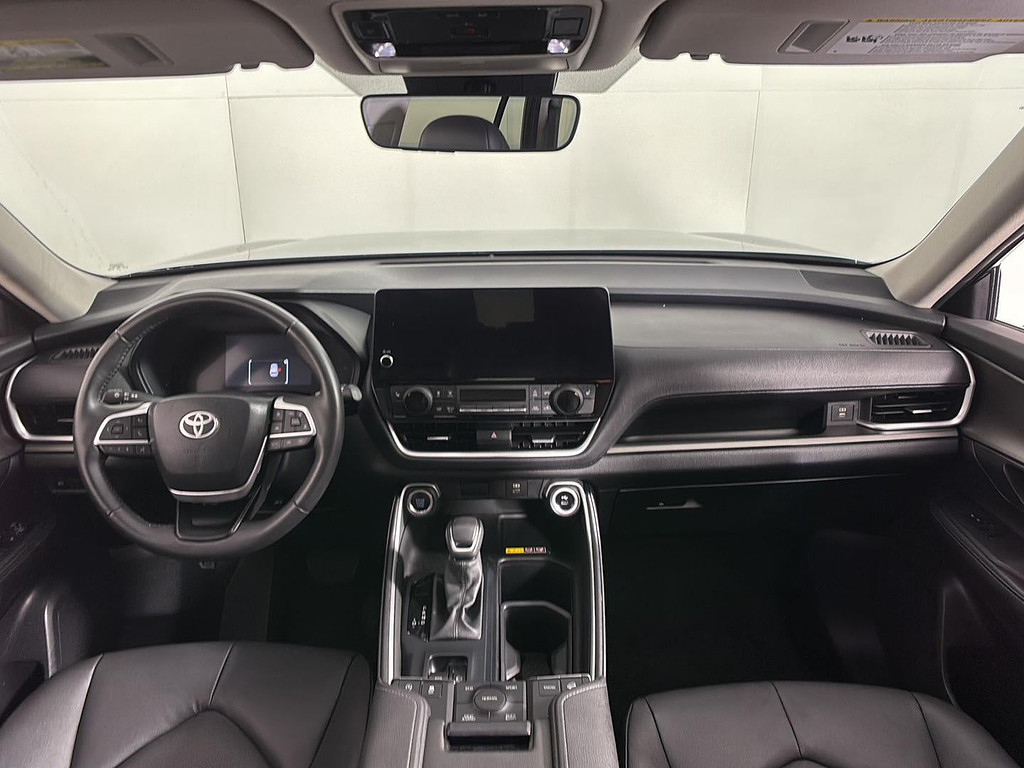 2024 Toyota Grand Highlander Located at Smart Motors Toyota slide-image