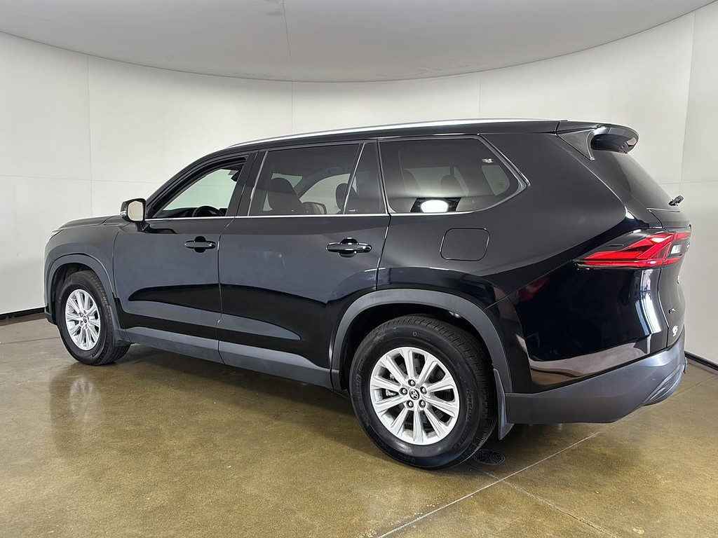 2024 Toyota Grand Highlander Located at Smart Motors Toyota slide-image
