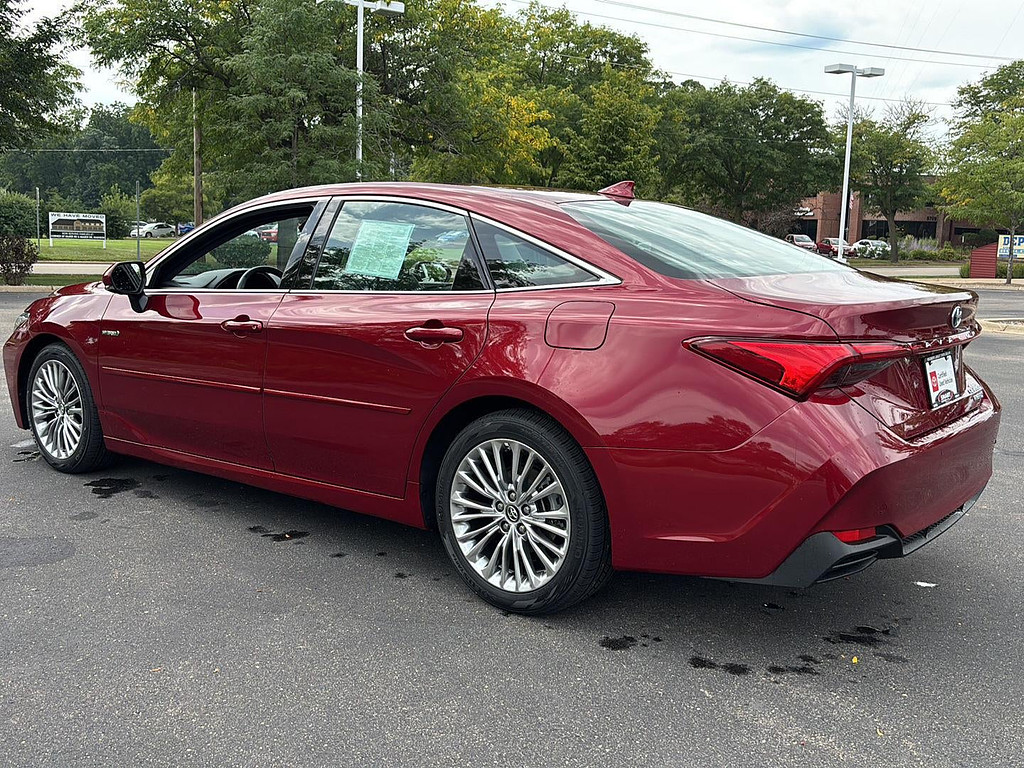 2019 Toyota Avalon Located at Smart Motors Toyota slide-image