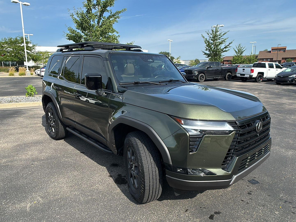 2024 Lexus Gx Located at Smart Motors Toyota slide-image