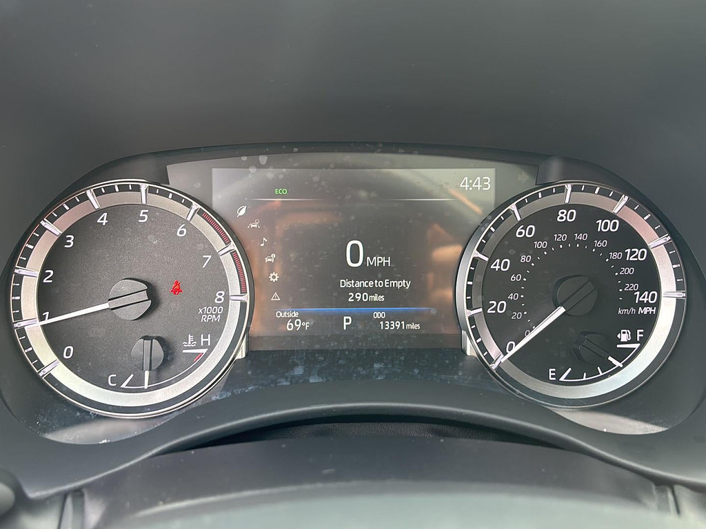 2025 Toyota Highlander Located at Smart Motors Toyota slide-image
