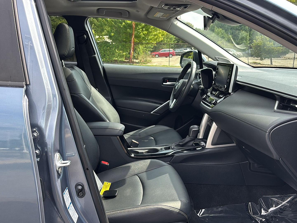 2022 Toyota Corolla Cross Located at Smart Motors Toyota slide-image
