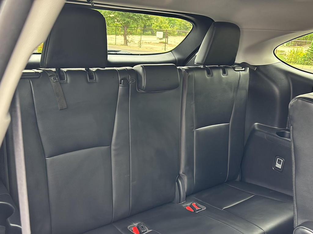 2023 Toyota Highlander Hybrid Located at Smart Motors Toyota light-box-slides