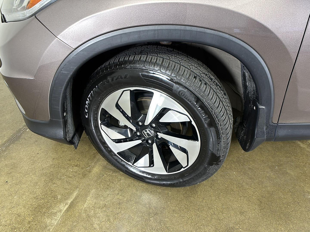 2016 Honda Cr-V Located at Smart Motors Toyota light-box-slides