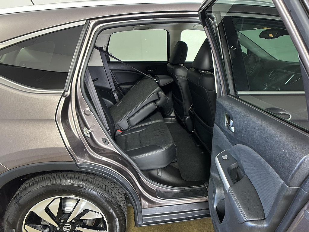 2016 Honda Cr-V Located at Smart Motors Toyota slide-image