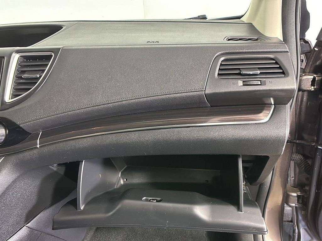 2016 Honda Cr-V Located at Smart Motors Toyota slide-image