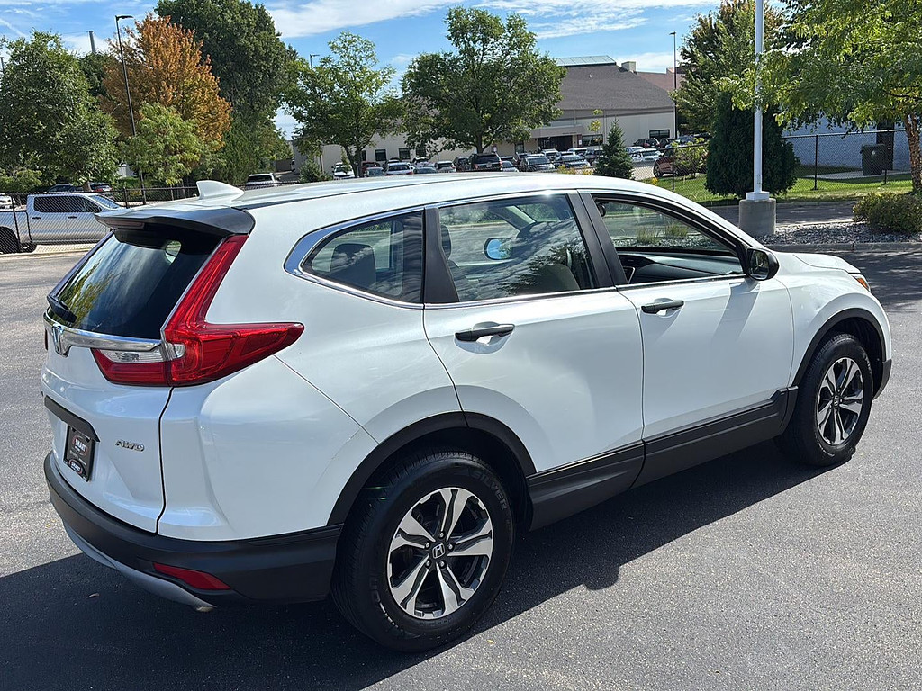 2018 Honda Cr-V Located at Smart Motors Toyota slide-image