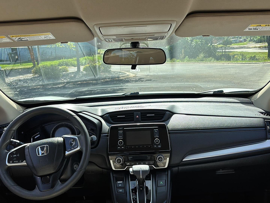 2018 Honda Cr-V Located at Smart Motors Toyota light-box-slides