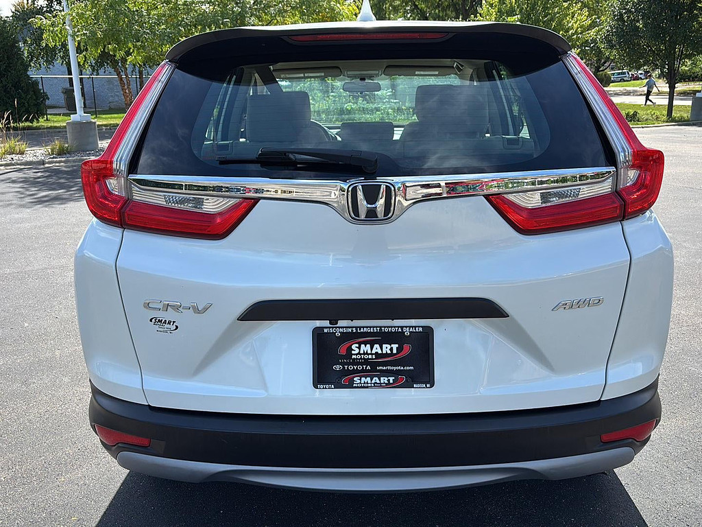 2018 Honda Cr-V Located at Smart Motors Toyota slide-image