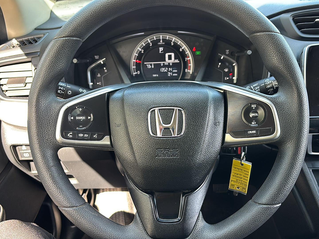 2018 Honda Cr-V Located at Smart Motors Toyota light-box-slides