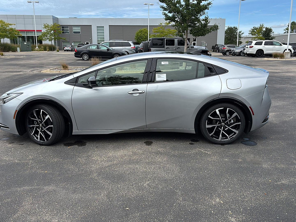 2027 Toyota Prius Plug-in Hybrid Located at Smart Motors Toyota slide-image