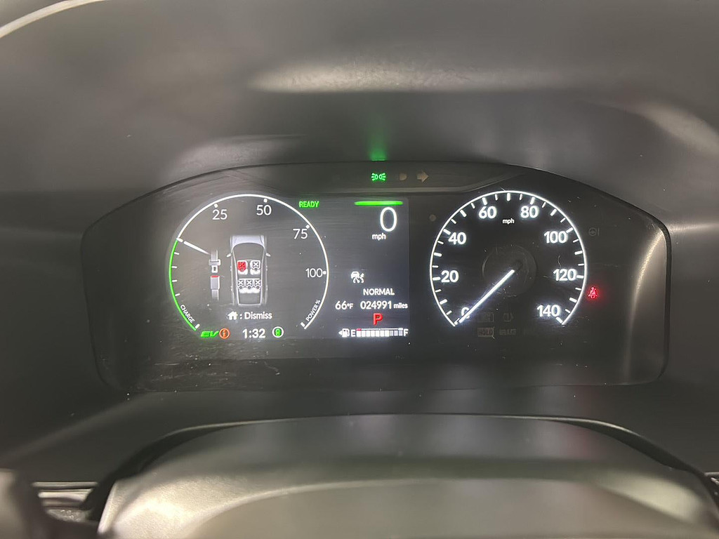 2025 Honda Cr-V Hybrid Located at Smart Motors Toyota slide-image