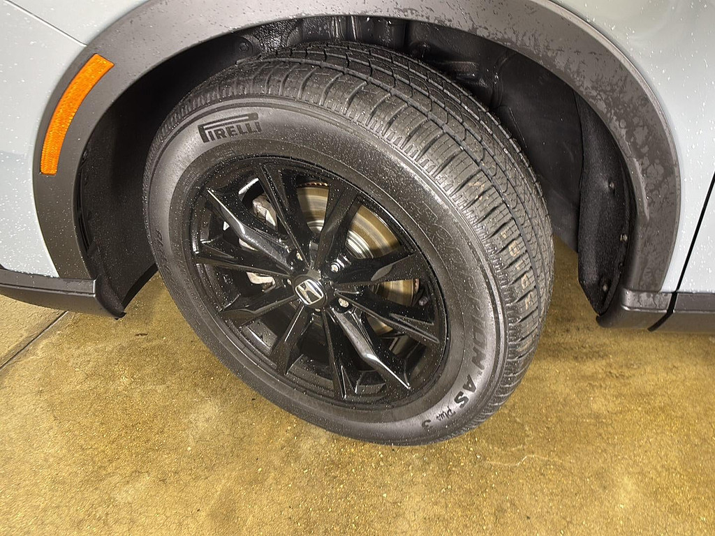 2025 Honda Cr-V Hybrid Located at Smart Motors Toyota slide-image