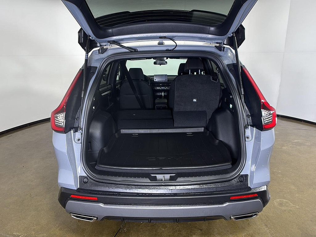 2025 Honda Cr-V Hybrid Located at Smart Motors Toyota slide-image