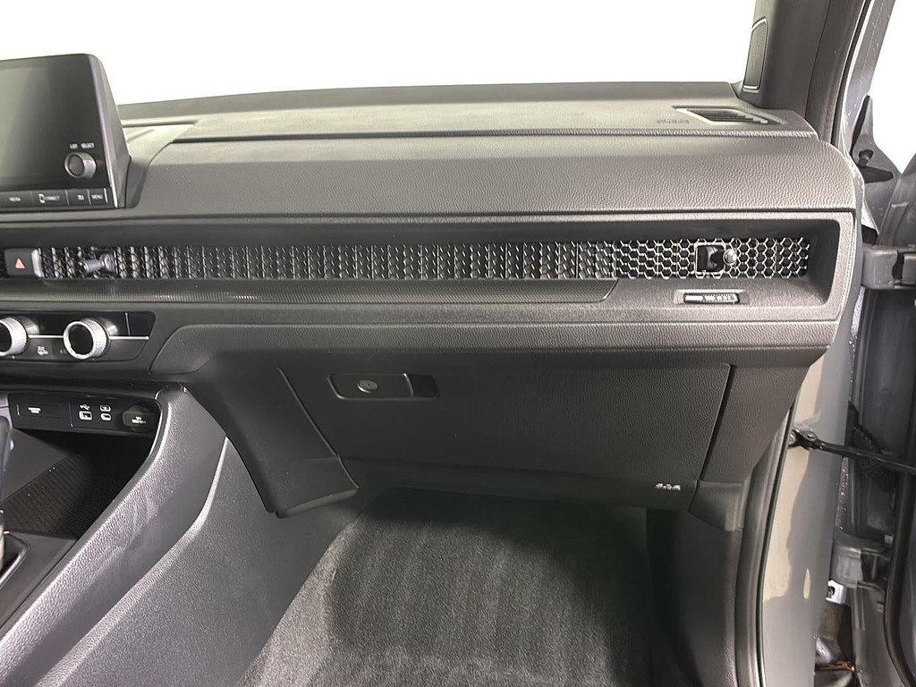 2025 Honda Cr-V Hybrid Located at Smart Motors Toyota light-box-slides
