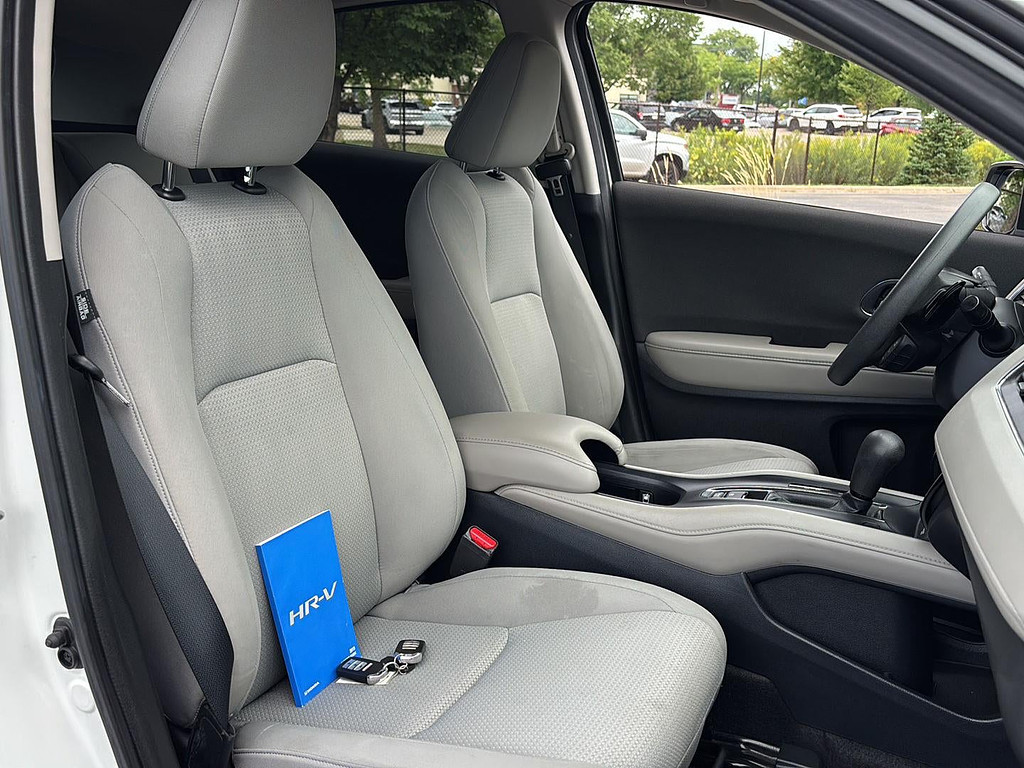 2019 Honda Hr-V Located at Smart Motors Toyota light-box-slides