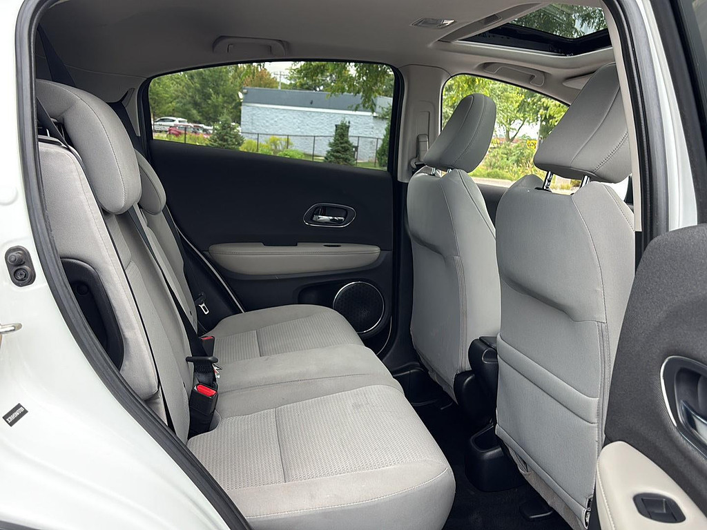 2019 Honda Hr-V Located at Smart Motors Toyota slide-image