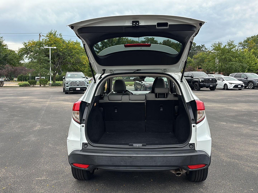2019 Honda Hr-V Located at Smart Motors Toyota light-box-slides