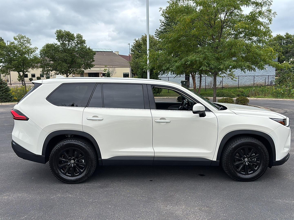 2024 Toyota Grand Highlander Located at Smart Motors Toyota light-box-slides