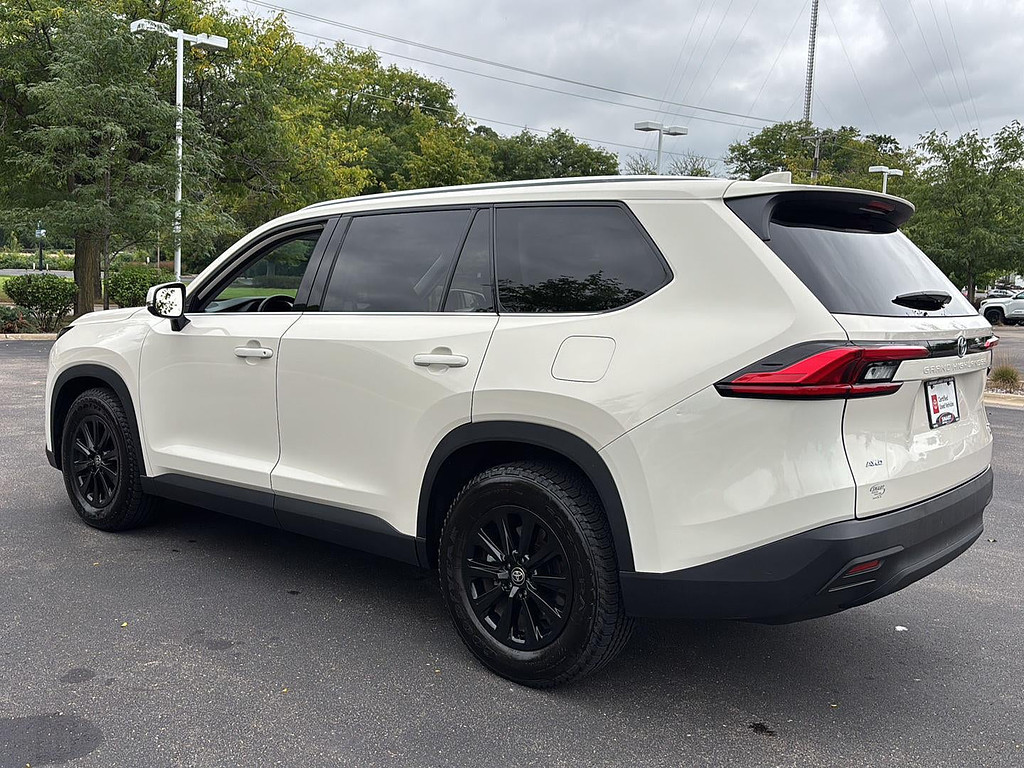 2024 Toyota Grand Highlander Located at Smart Motors Toyota slide-image