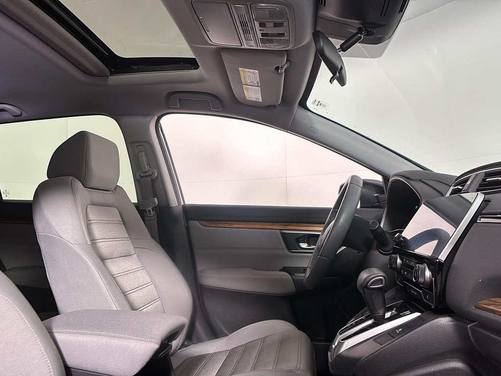 2018 Honda Cr-V Located at Smart Motors Toyota slide-image