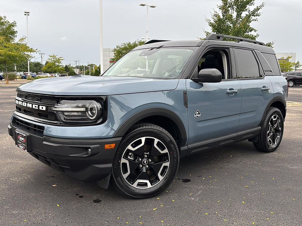 2024 Ford Bronco Sport Located at Smart Motors Toyota light-box-slides