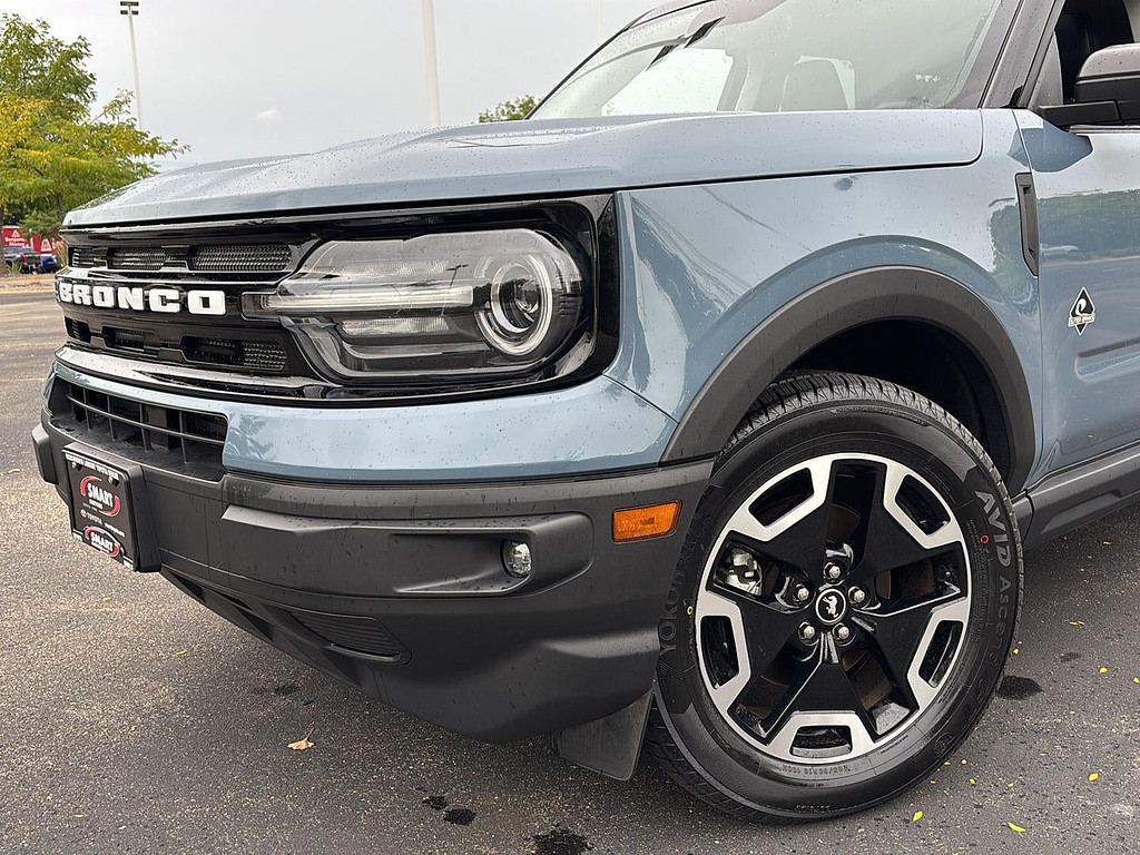 2024 Ford Bronco Sport Located at Smart Motors Toyota light-box-slides