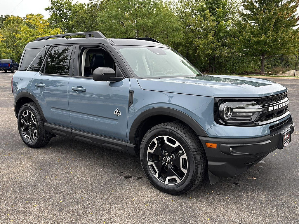 2024 Ford Bronco Sport Located at Smart Motors Toyota light-box-slides