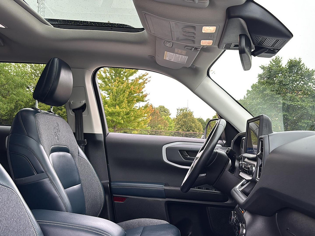 2024 Ford Bronco Sport Located at Smart Motors Toyota slide-image