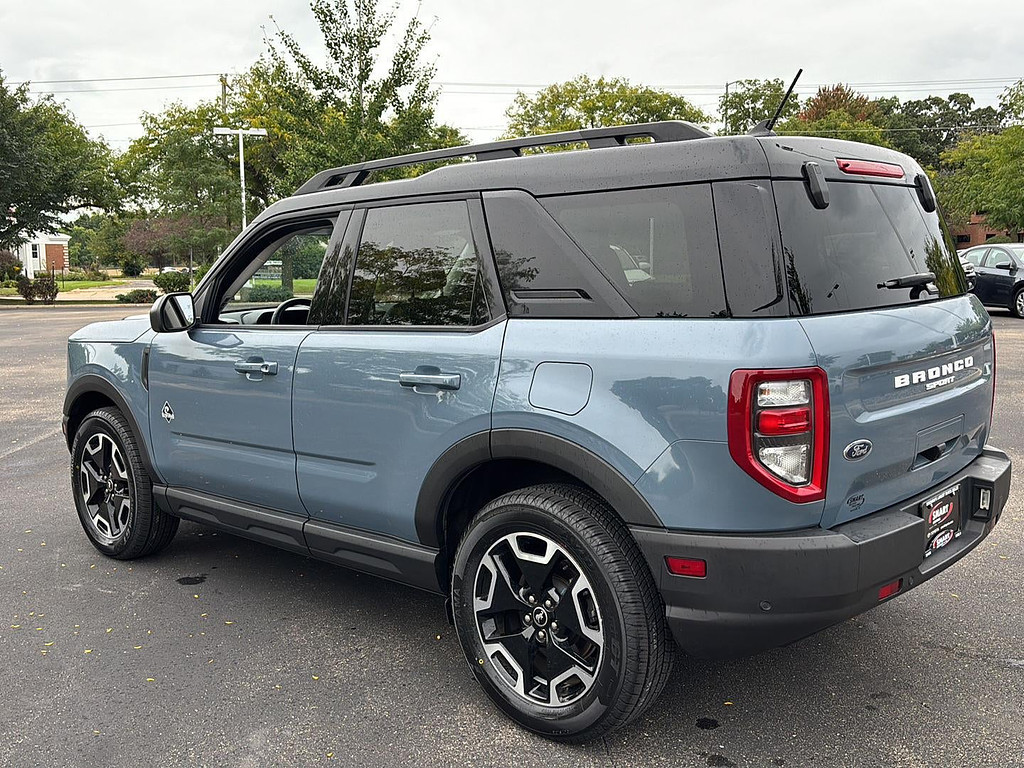 2024 Ford Bronco Sport Located at Smart Motors Toyota light-box-slides