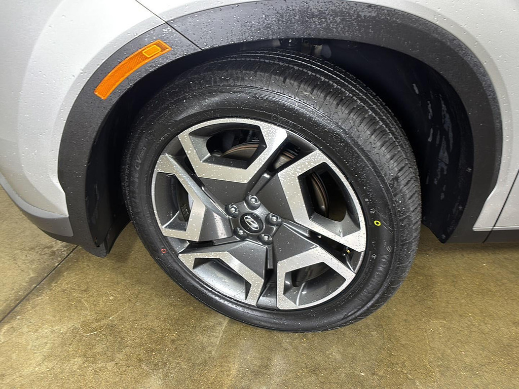 2025 Hyundai Palisade Located at Smart Motors Toyota slide-image