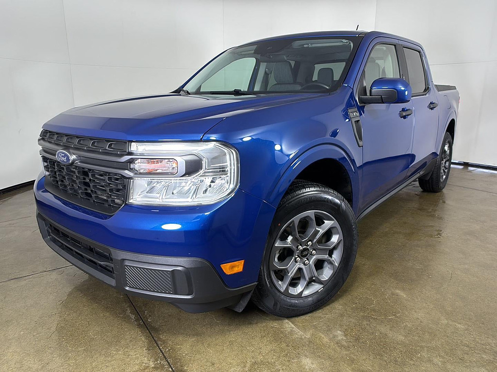 2023 Ford Maverick Located at Smart Motors Toyota slide-image