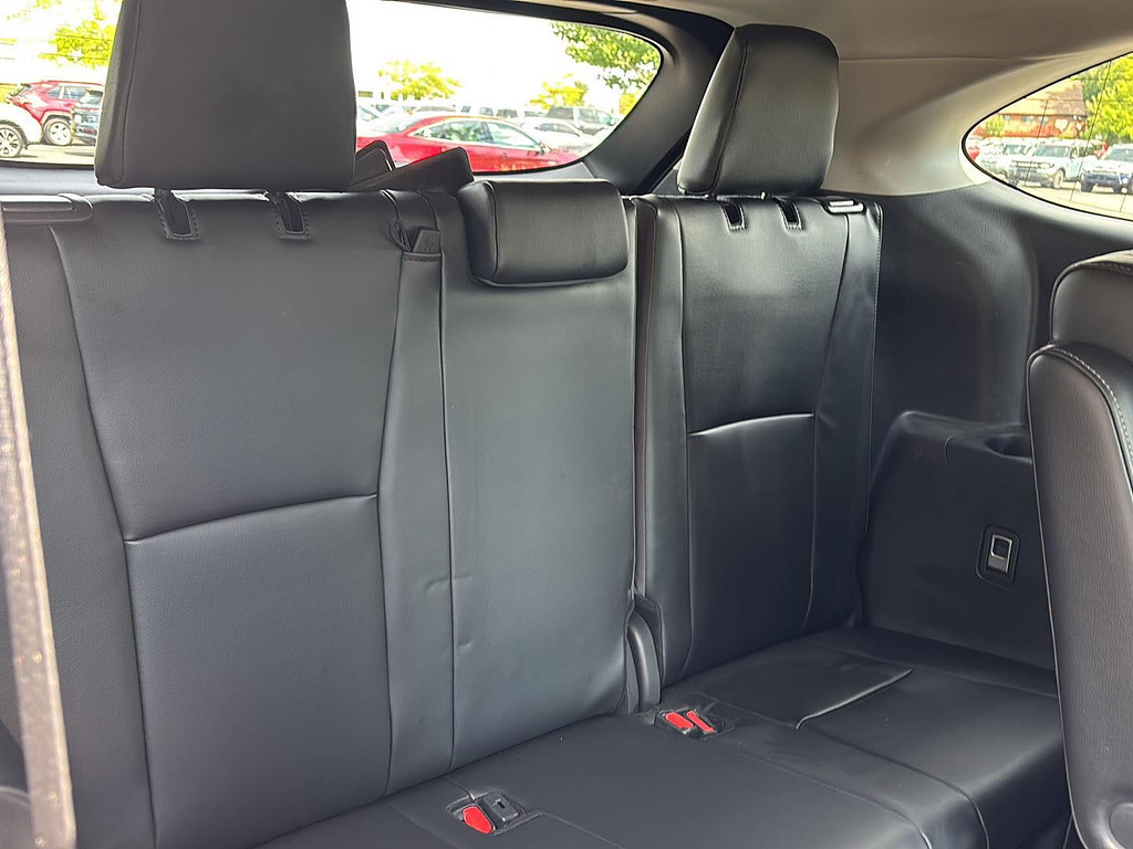 2024 Toyota Highlander Located at Smart Motors Toyota slide-image