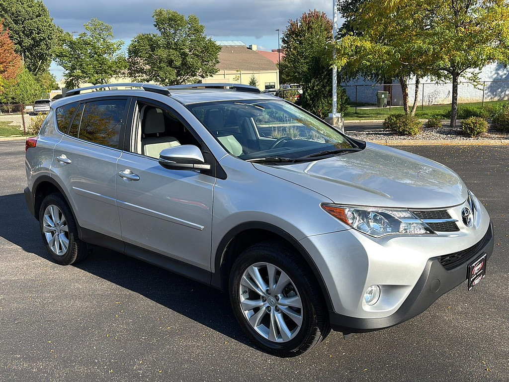 2013 Toyota RAV4 Located at Smart Motors Toyota light-box-slides