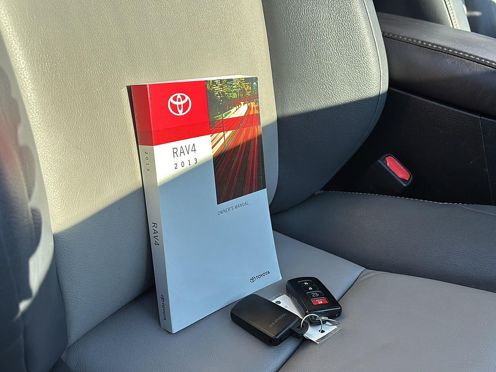 2013 Toyota RAV4 Located at Smart Motors Toyota light-box-slides