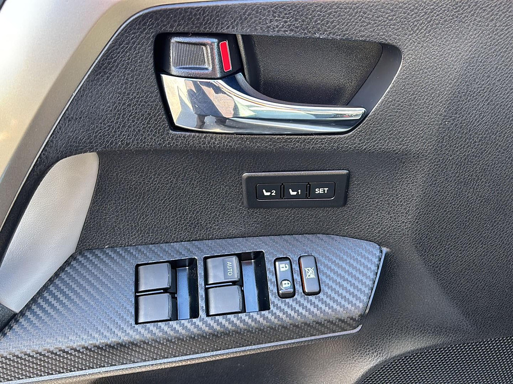 2013 Toyota RAV4 Located at Smart Motors Toyota slide-image