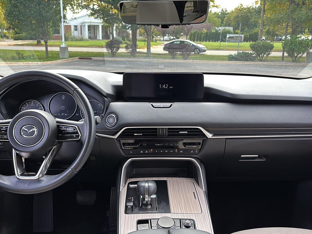 2024 Mazda Mazda CX-90 Located at Smart Motors Toyota slide-image