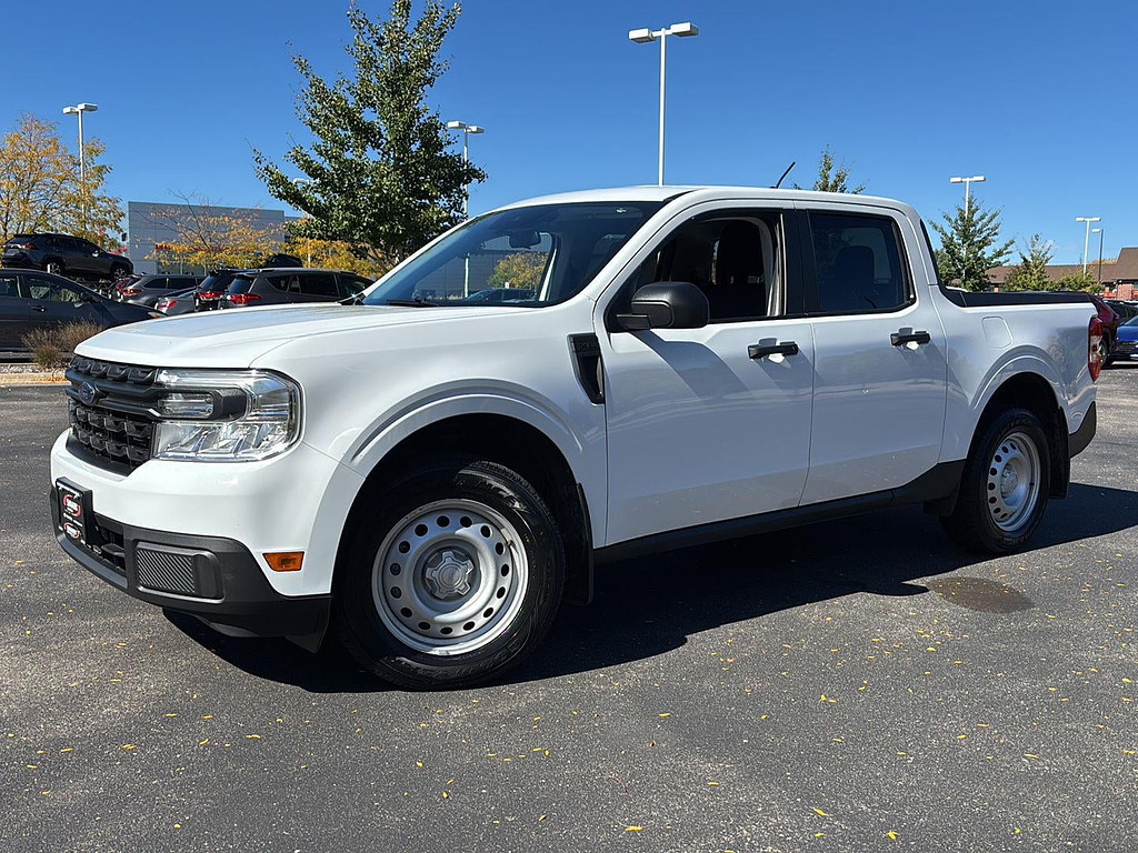 2024 Ford Maverick Located at Smart Motors Toyota slide-image