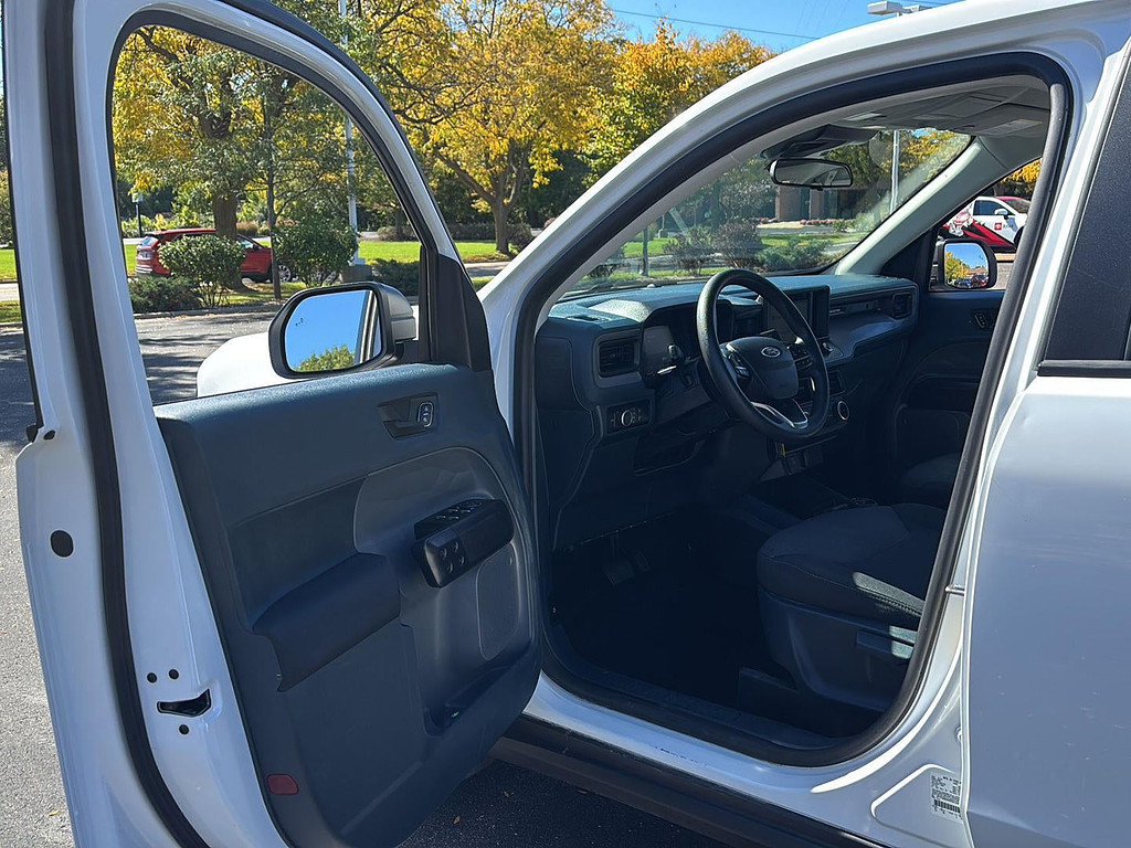 2024 Ford Maverick Located at Smart Motors Toyota slide-image