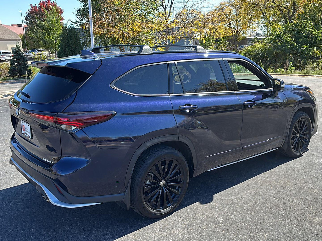 2026 Toyota Highlander Located at Smart Motors Toyota slide-image