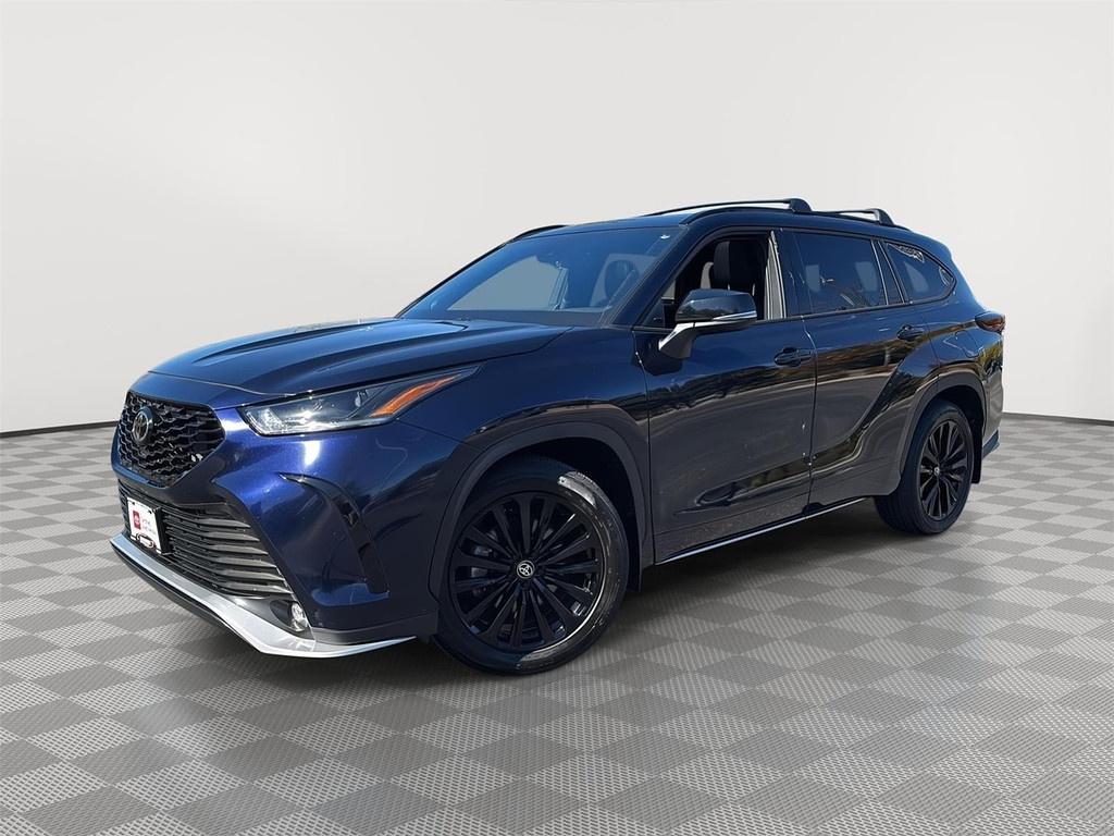 2026 Toyota Highlander Located at Smart Motors Toyota light-box-slides