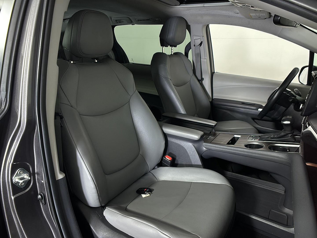 2024 Toyota Sienna Located at Smart Motors Toyota light-box-slides