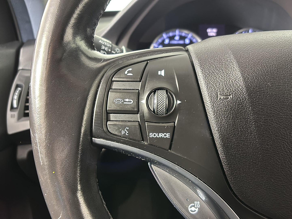 2018 Acura MDX Located at Smart Motors Toyota light-box-slides