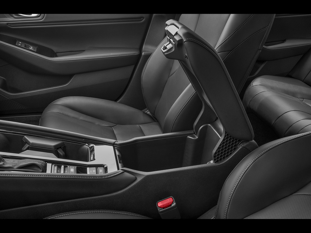 2023 Honda Accord Hybrid Located at Smart Motors Toyota slide-image