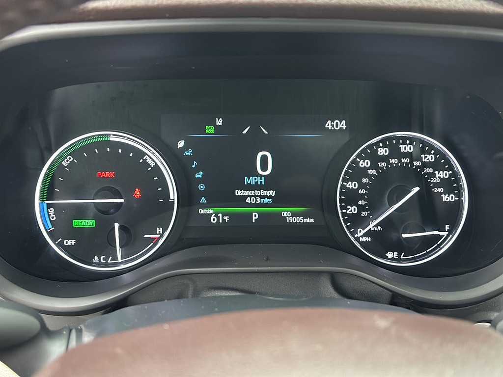 2023 Toyota Sienna Located at Smart Motors Toyota light-box-slides