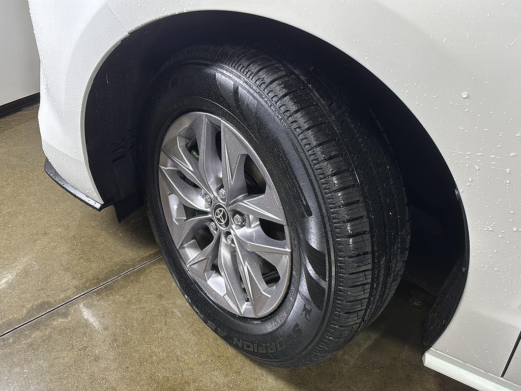 2021 Toyota Sienna Located at Smart Motors Toyota light-box-slides