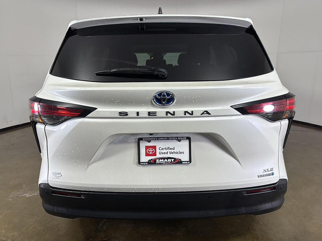 2021 Toyota Sienna Located at Smart Motors Toyota slide-image