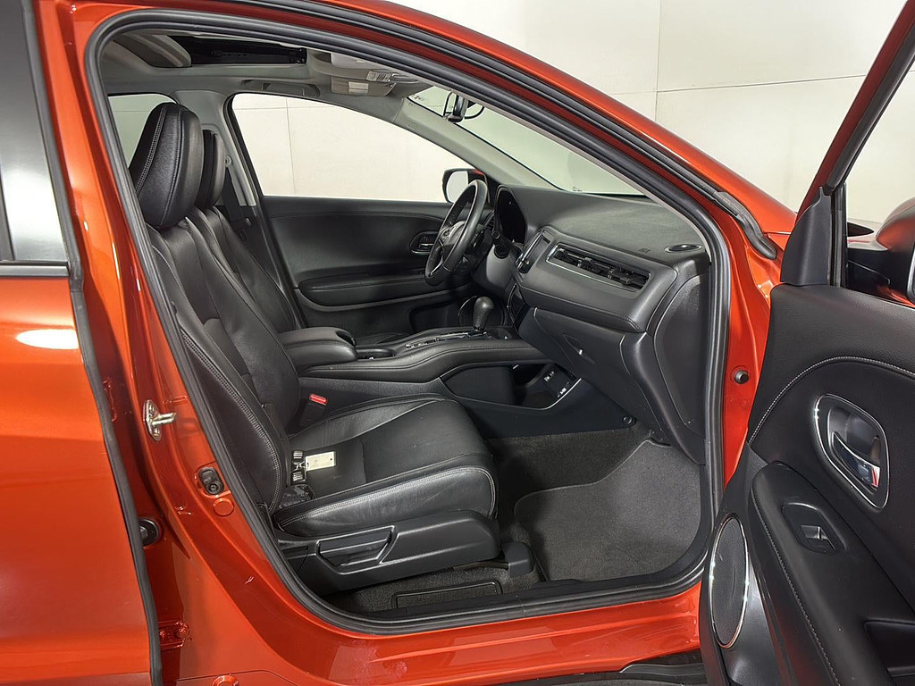 2020 Honda HR-V Located at Smart Motors Toyota light-box-slides